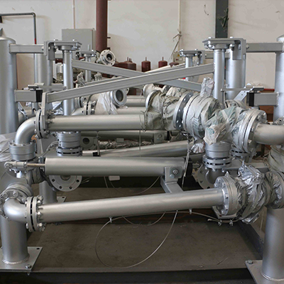 普通小規模石化廠商選用什么類型鶴管(圖1) 硫酸汽車裝車鶴管